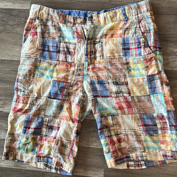 Vintage Red Brand Shorts - Picture 2 of 4